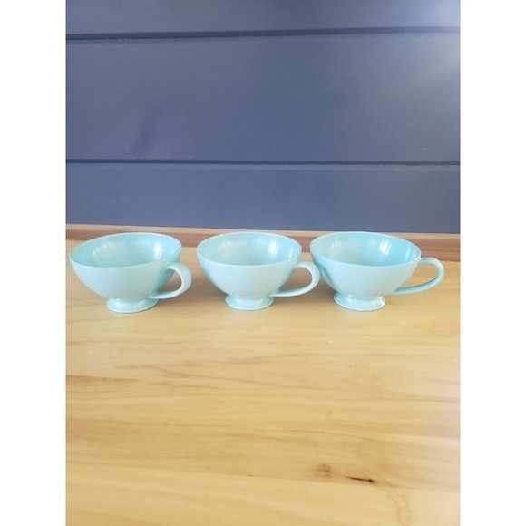 Vintage 60s Blue Plastic Teacups‎ - Picture 1 of 3